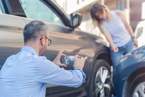 Professional Full Coverage Car Insurance technician working in Isle of Hope, GA